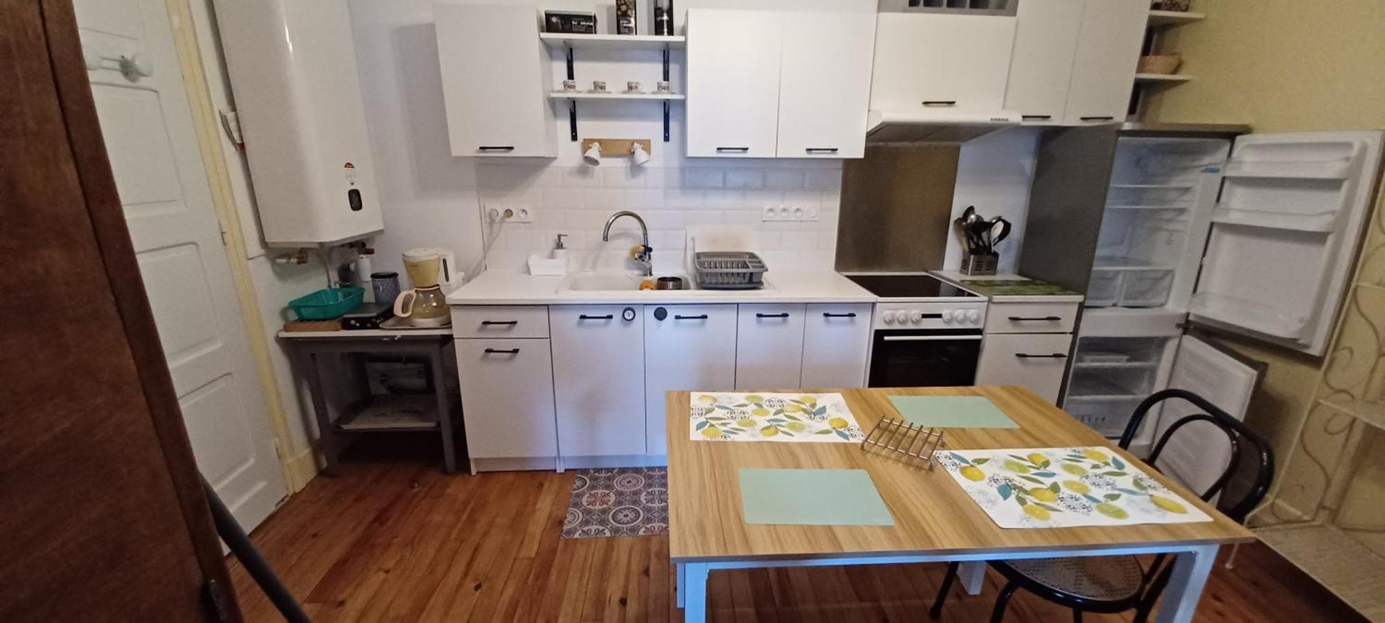 Appartement Logement Independant - 4/6 Personnes *